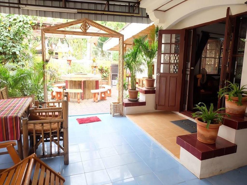 צ'יאנג מאי Hug Glur House Tour And Hostel (Adults Only) מראה חיצוני תמונה